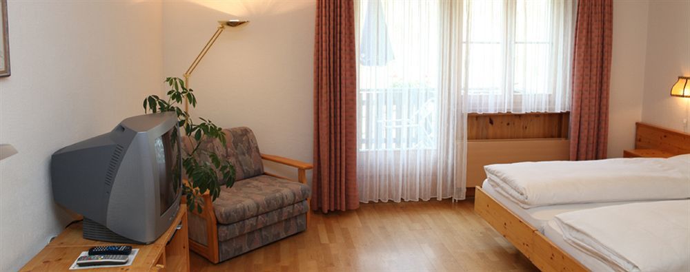 Schorta'S Alvetern - Boutique Hotel & Restaurant Ardez Bagian luar foto