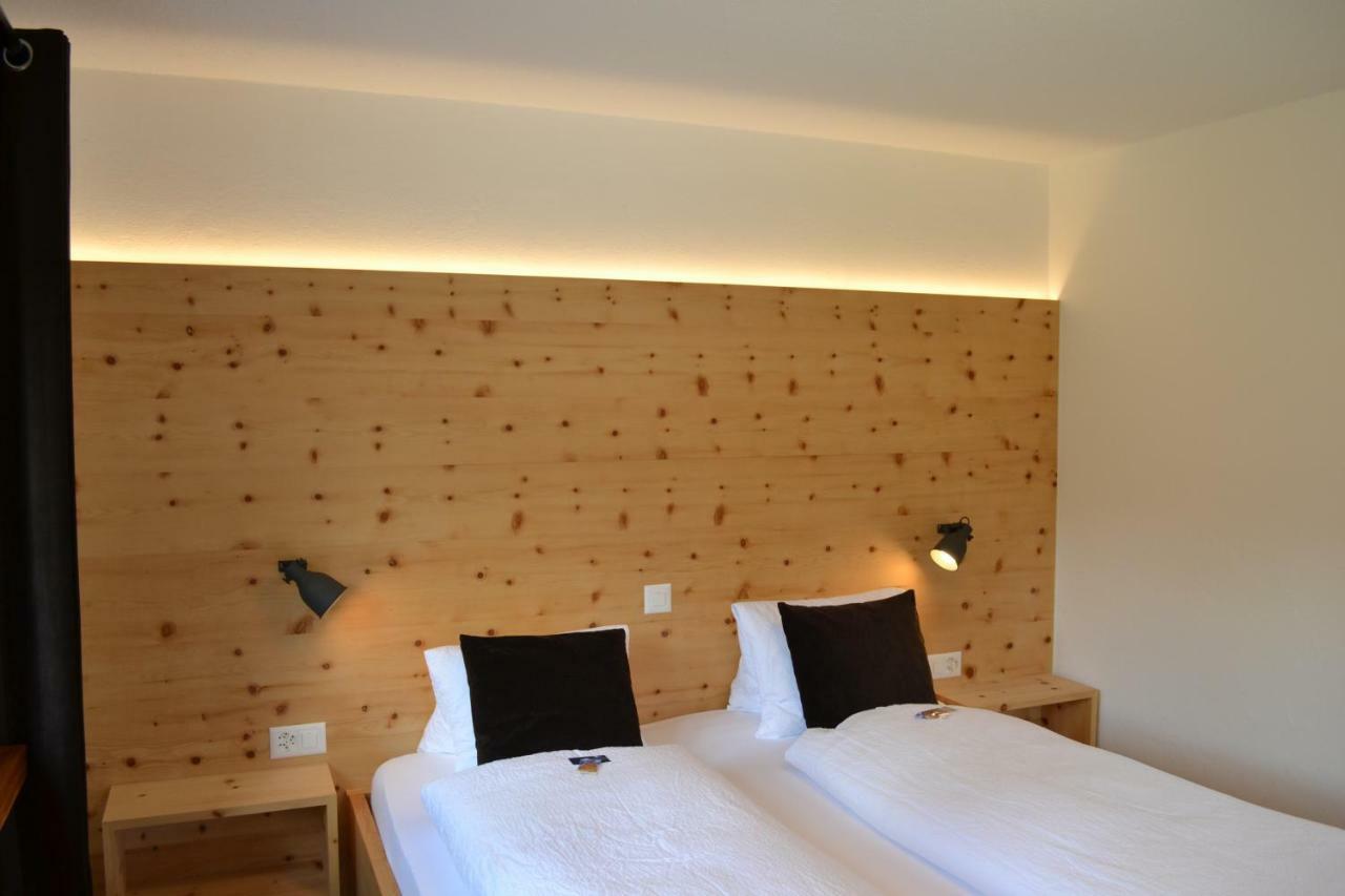 Schorta'S Alvetern - Boutique Hotel & Restaurant Ardez Bagian luar foto