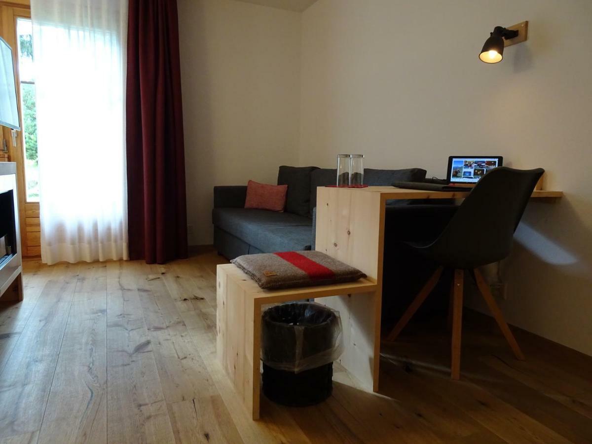 Schorta'S Alvetern - Boutique Hotel & Restaurant Ardez Bagian luar foto