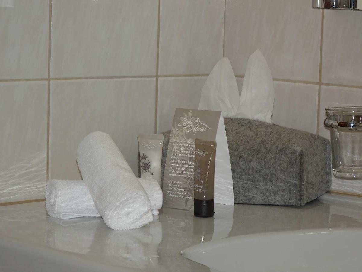 Schorta'S Alvetern - Boutique Hotel & Restaurant Ardez Bagian luar foto
